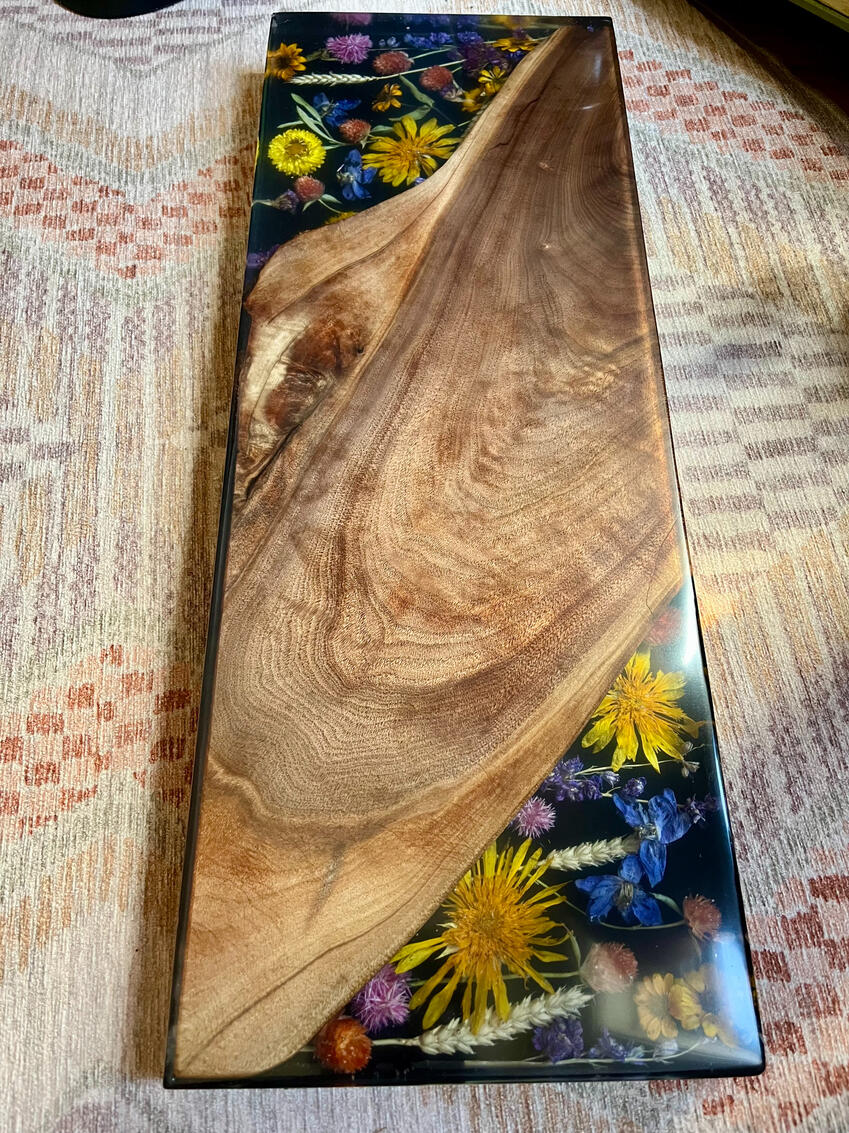 Floral resin tabletop